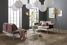 Indlæs billede til gallerivisning Tarkett Sildebensparket SEGNO lamelparket eg (venstre) gammelgrå