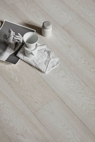 Timberwise ek Antarctis – bilden visar Classic / Natur, borstad / mattlackad. Vägledande prov; annan vald sortering eller yta kan avvika.