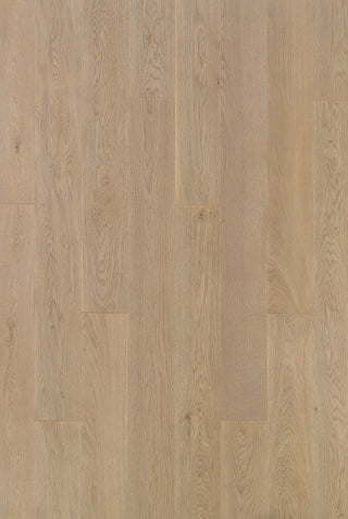 Timberwise ek Moonstone. Sortering är inte angiven. Vägledande prov; ytbehandling och plankmått är inte verifierade.
