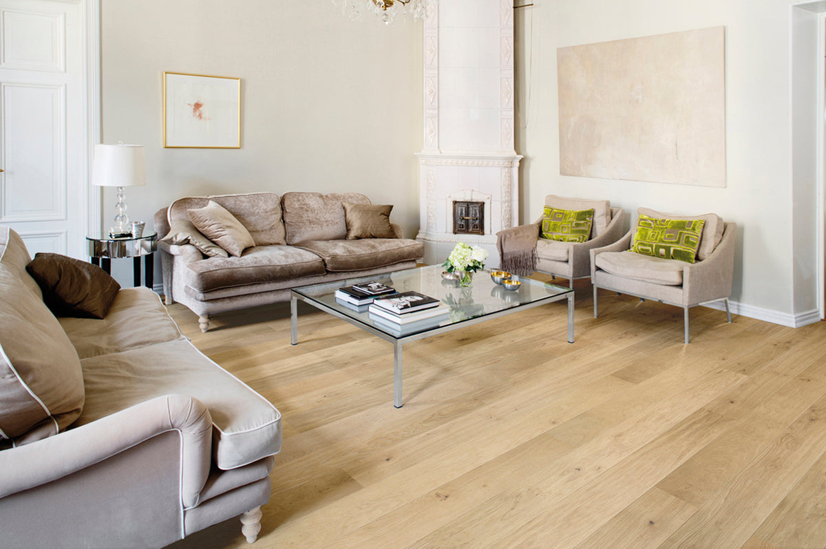 Timberwise ek Nordic – miljöbild från Timberwise. Bildens filnamn styrker kulören; sortering, ytbehandling och plankmått framgår endast när det anges i källnamnet. Referensbild.