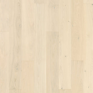 Timberwise Ekplanka Cream – kvadratisk produktbild ovanifrån med plankorna vertikalt. Vägledande kulörreferens; sortering, ytbehandling och plankmått kan avvika.