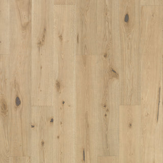 Timberwise Ekplanka Ruka – kvadratisk produktbild ovanifrån med plankorna vertikalt. Vägledande kulörreferens; sortering, ytbehandling och plankmått kan avvika.
