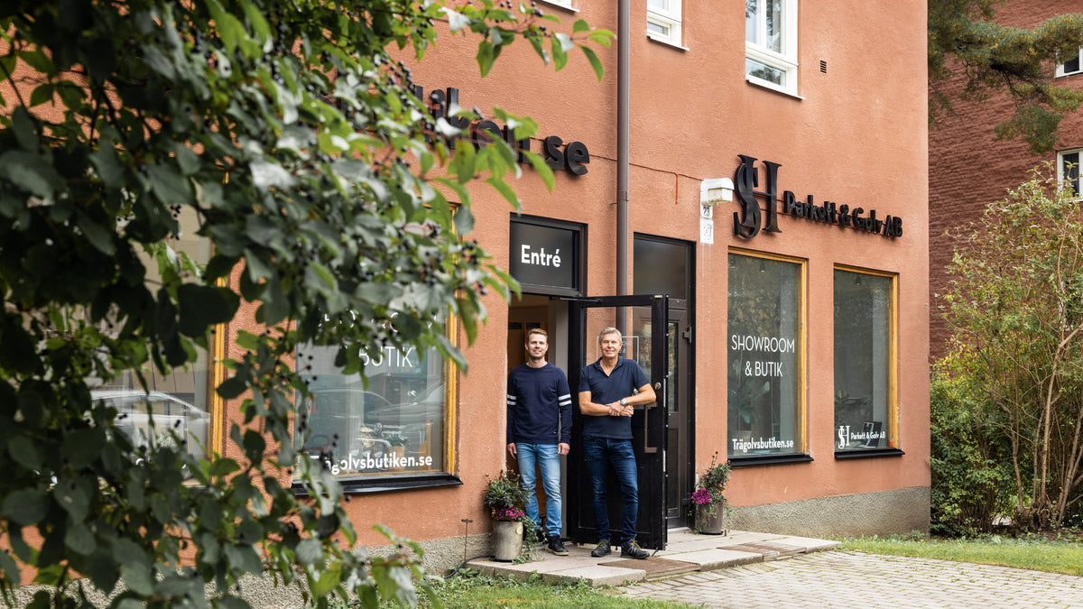 Trägolvsbutikens entré vid Telefonplan